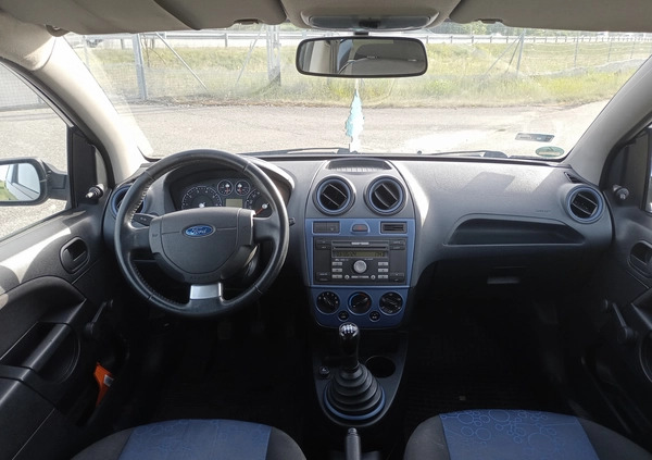 Ford Fiesta cena 6990 przebieg: 211919, rok produkcji 2008 z Sieradz małe 92